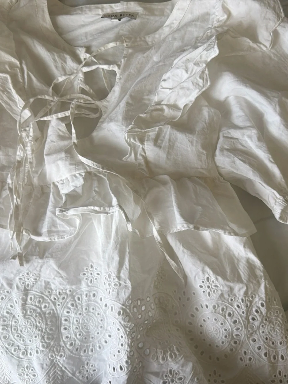 Moon River White Ruffle Eyelet Peasant Blouse